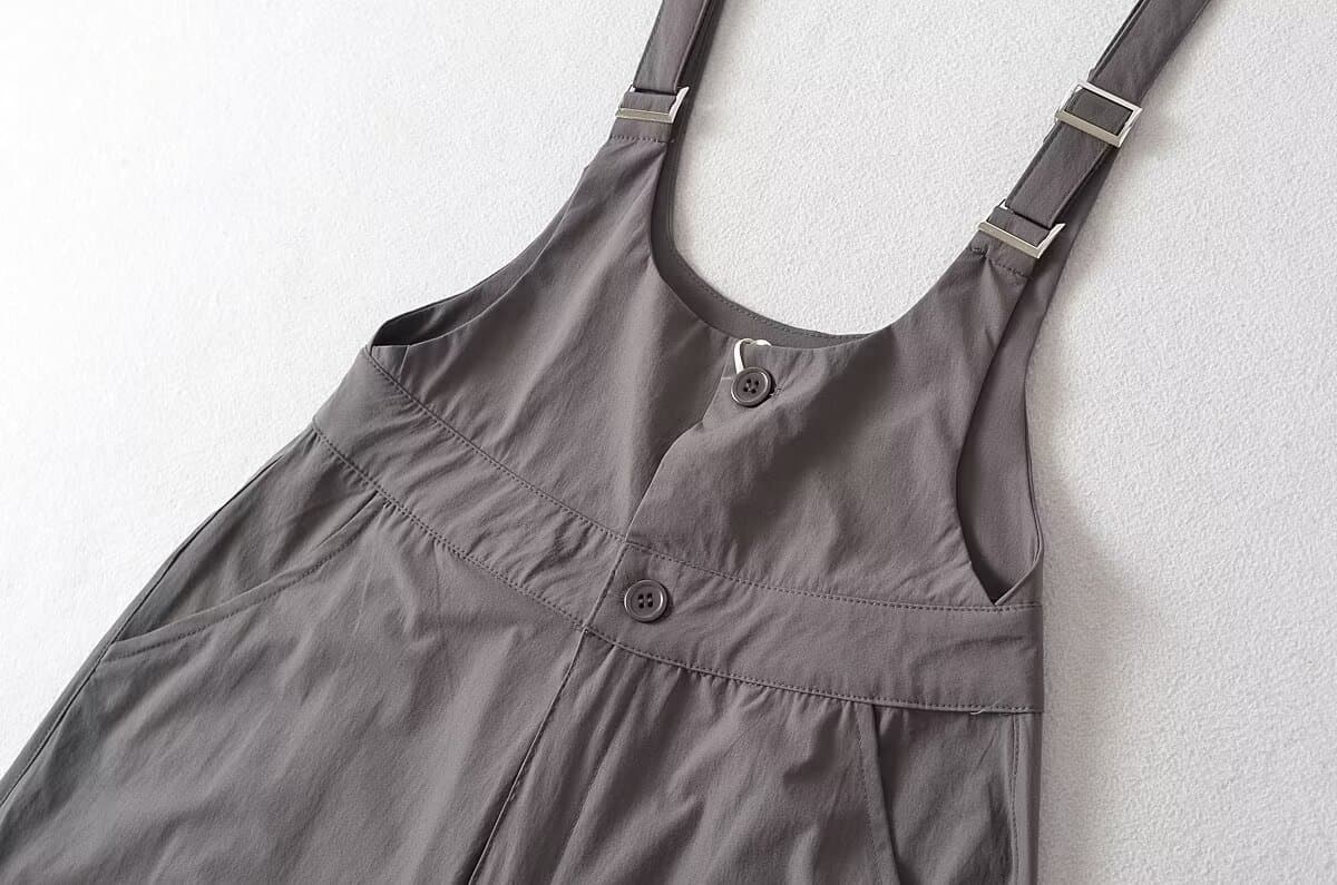 シンプル軽やかサロペット作業着